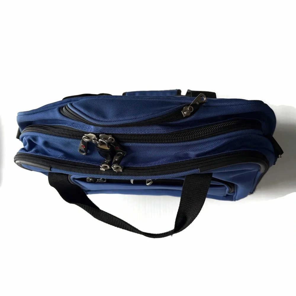 Delsey Equinox Collection Carry On Luggage *MISSING Shoulder Strap*